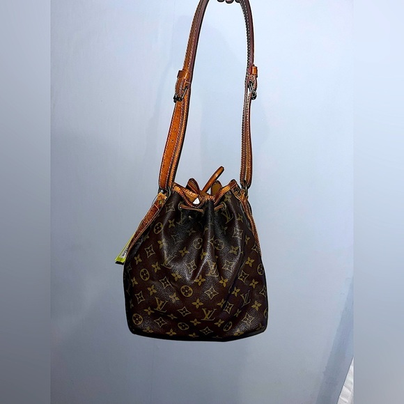 Louis Vuitton Vintage Monogram Noe Drawstring Bag - Picture 2 of 16